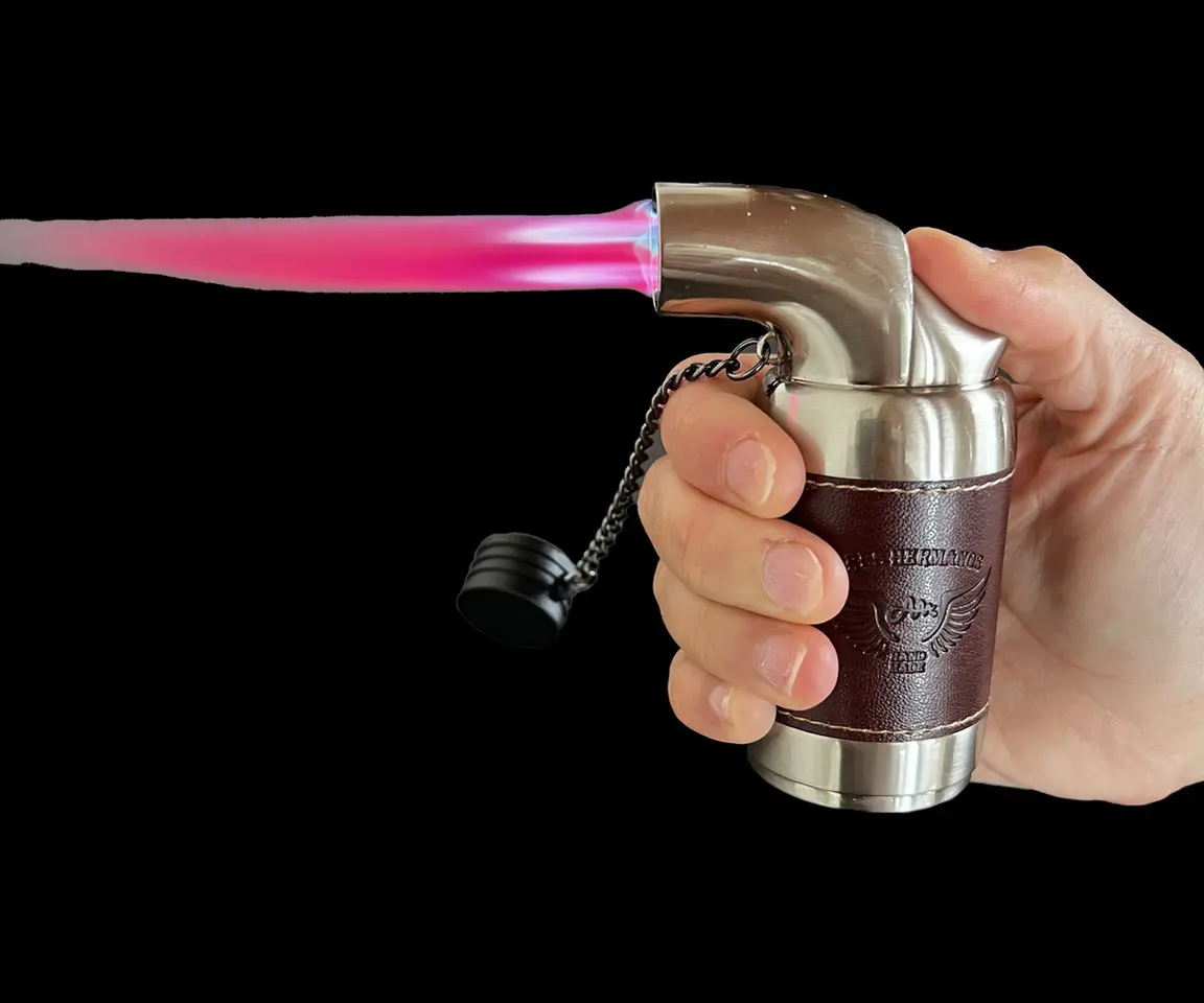 Briquet torche TRES HERMANOS, vue 3